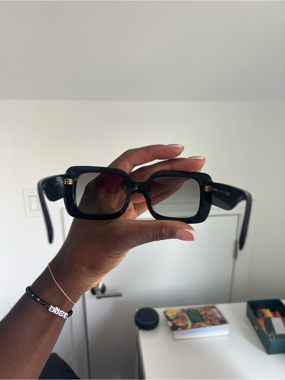 Burberry Sunglasses - Picture 4 of 6